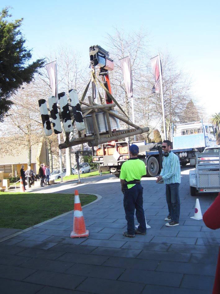 Form 2 arrives at the Waikato Museum Te Whare Taonga o Waikato, Hamilton.
